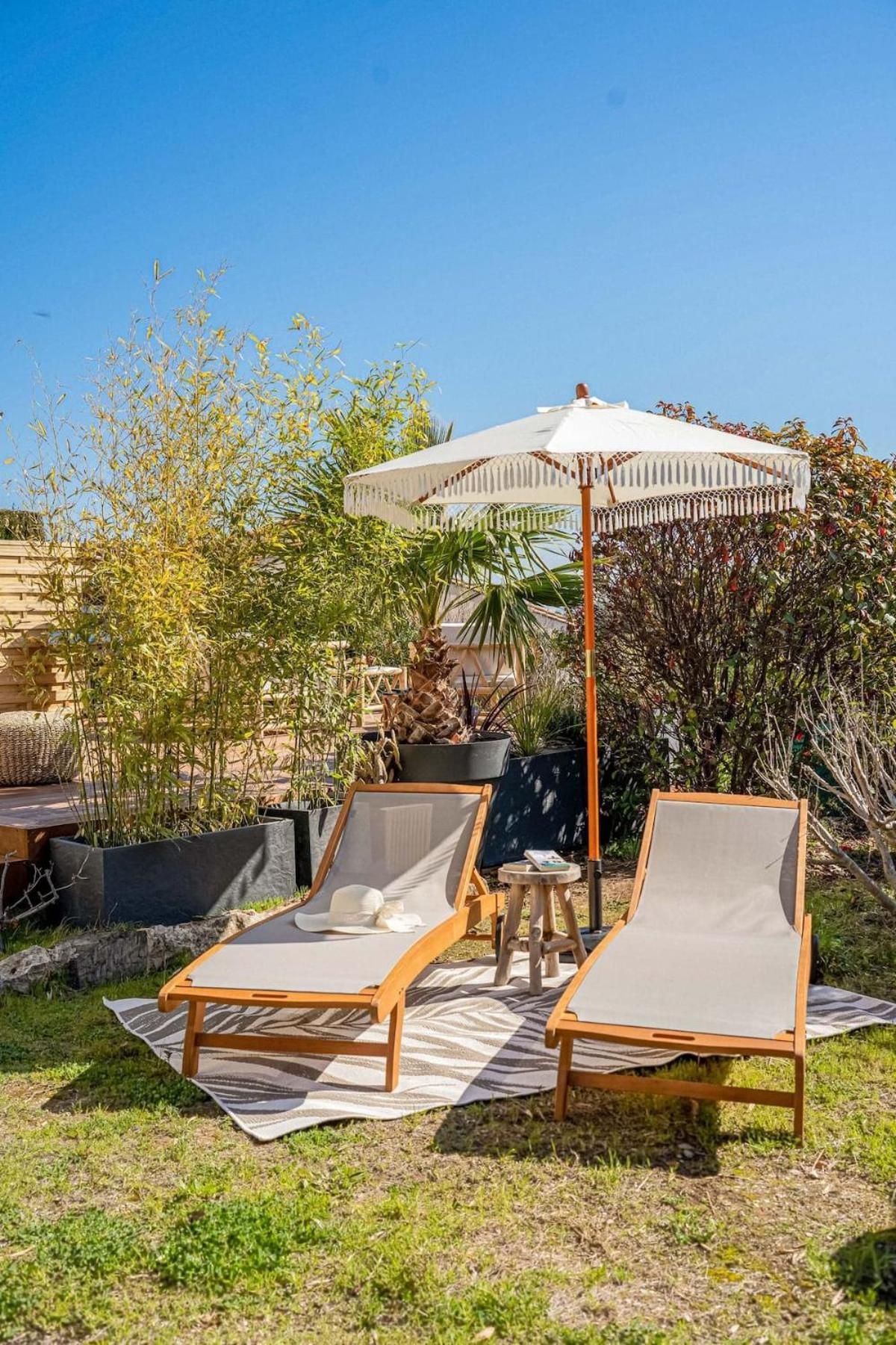 Logement Vue Mer Splendide - Situe A 50 Metres Du Bord De Mer Et 2 Minutes Des Plages - Bandolina מראה חיצוני תמונה